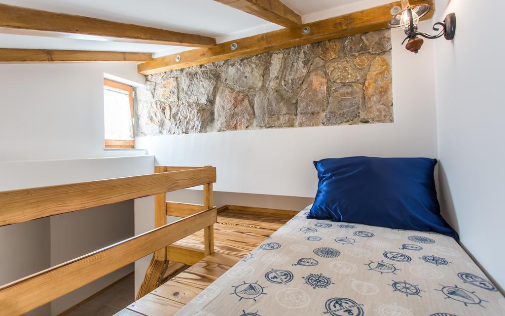 Villa Cima Vrbnik Εξωτερικό φωτογραφία