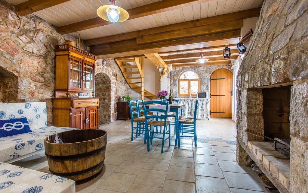 Villa Cima Vrbnik Εξωτερικό φωτογραφία