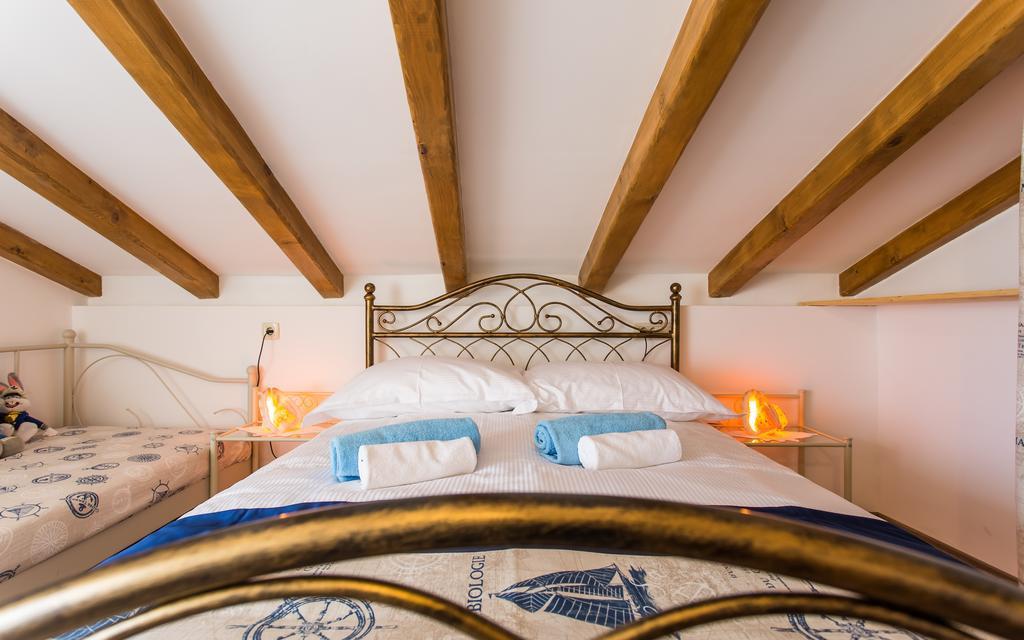 Villa Cima Vrbnik Εξωτερικό φωτογραφία